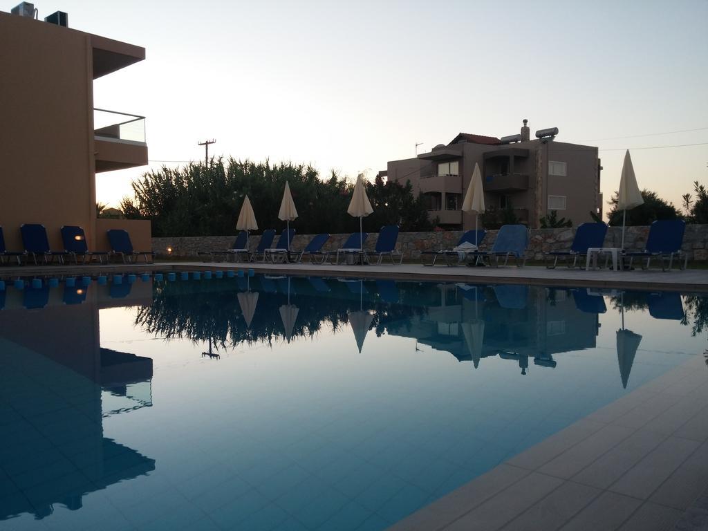 Gerona Mare Apartments Gerani  Exterior foto